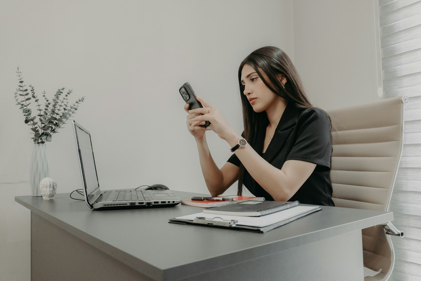 KPMG Is Rolling Out Claude to All 276,000 Employees. Here’s What That Means for Service Firms.